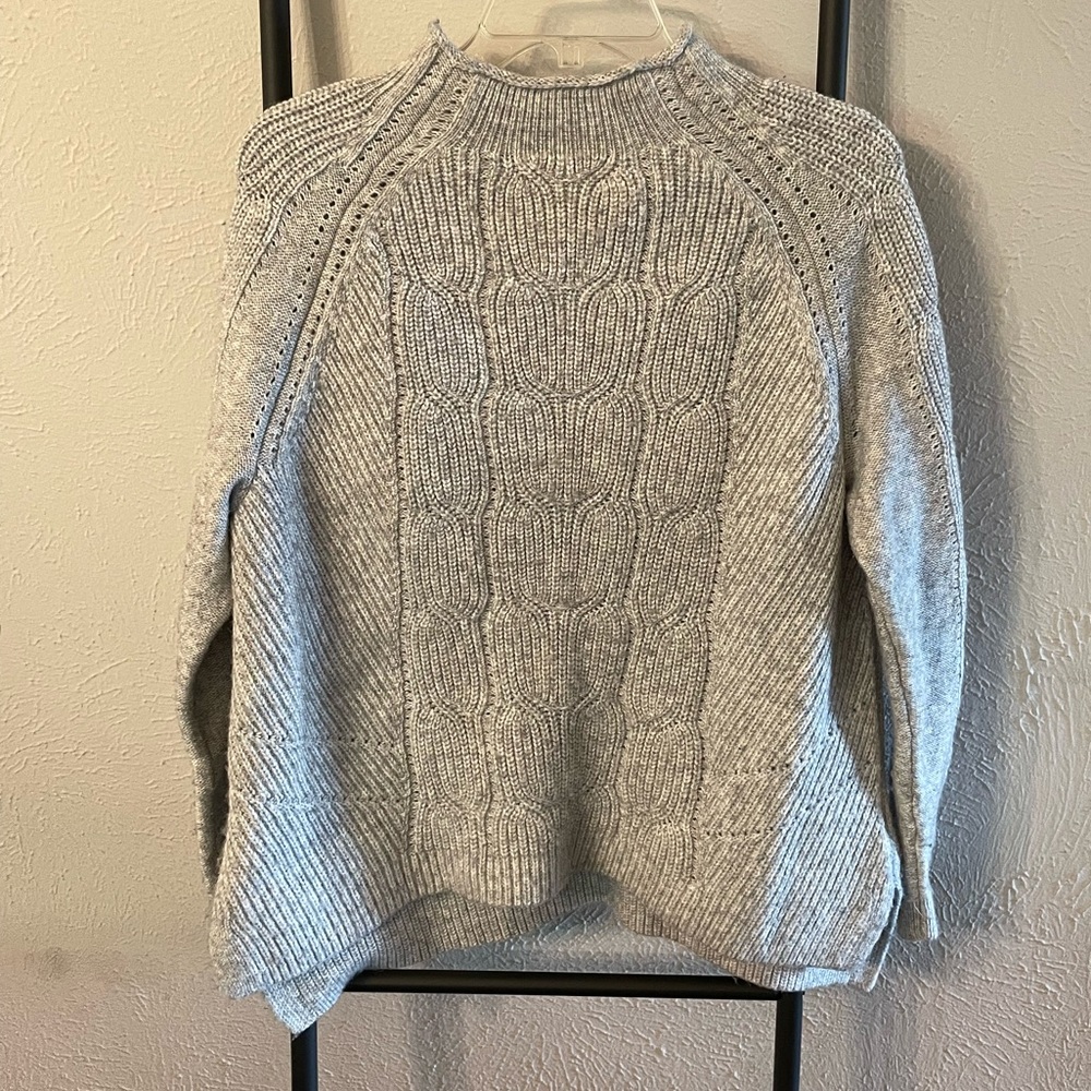 Talbots Light Grey Cable Knit Sweater Size Petite Large